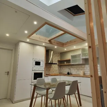 Monsanto Park Apartment *