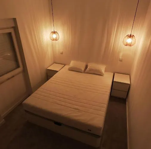 Monsanto Park 公寓